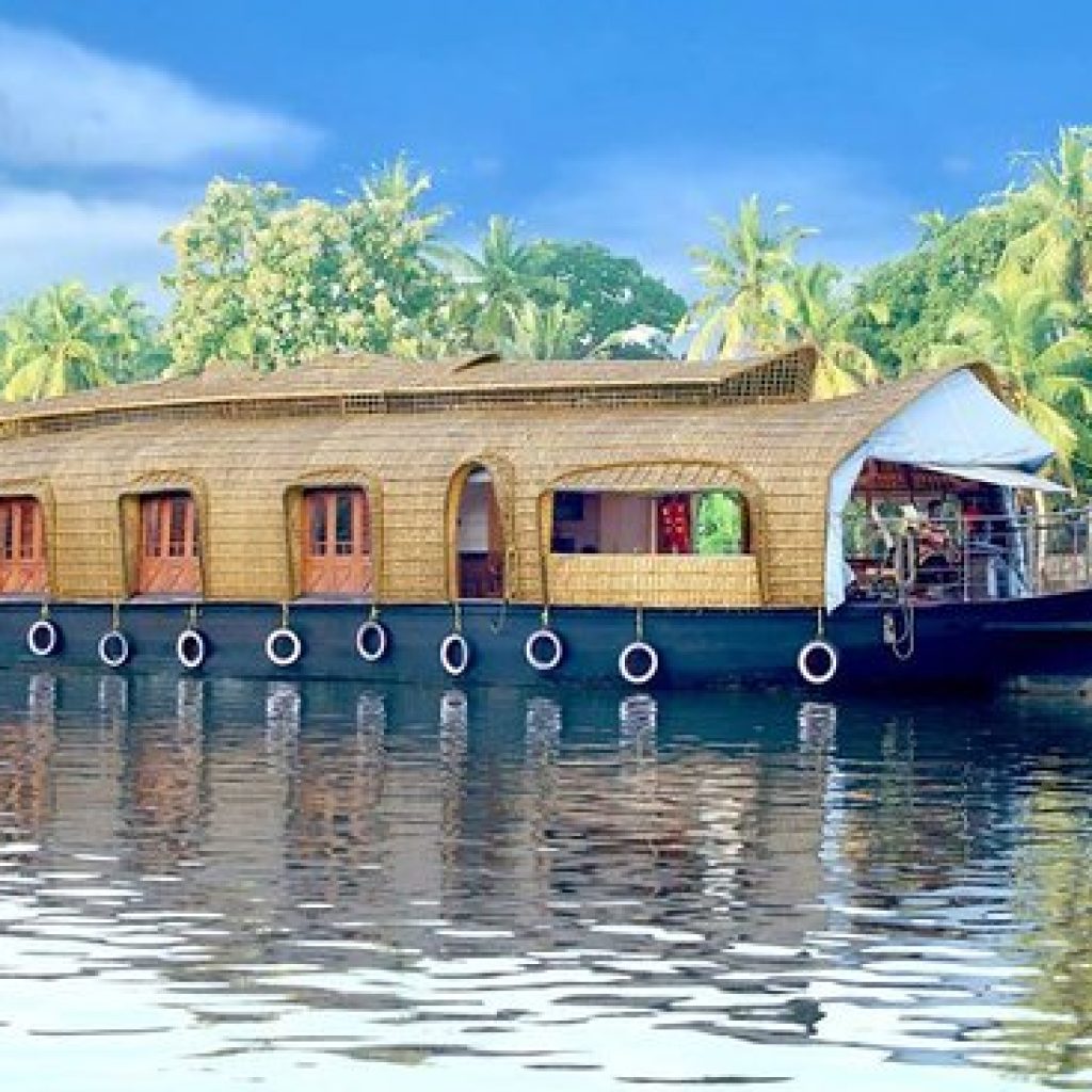 premium houseboat alleppey rates